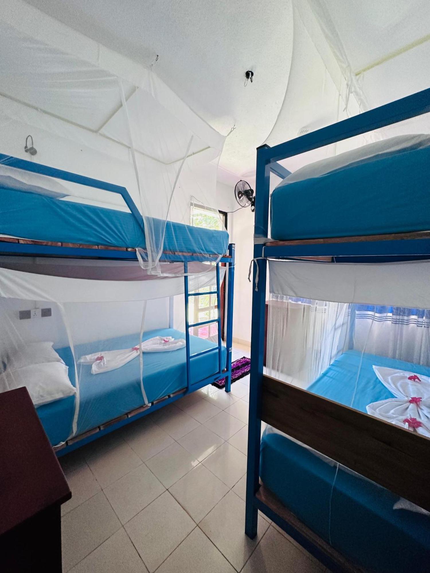 Hotel Surf N Spice - Hiriketiya à Dikwella Extérieur photo